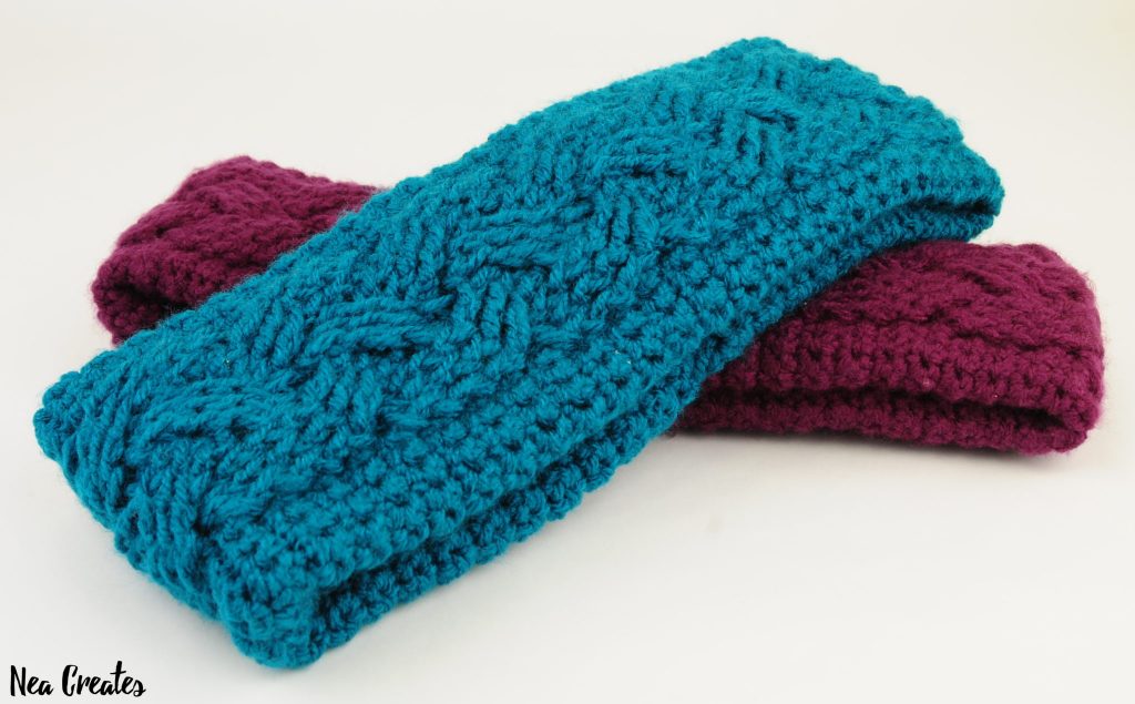 Crochet this beautiful Cabled Headband / Earwarmer using this Free crochet pattern! The size of the headband can be adjusted to fit anyone!