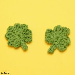 Crochet these super cute Shamrock Appliqués for Saint Patrick's Day using this quick and easy FREE crochet pattern! #shamrock #crochetshamrock #freecrochetpattern