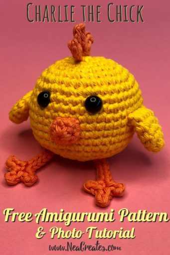 Crochet the adorable Charlie the Chick for Easter or just for fun using this easy FREE amigurumi pattern / crochet pattern. #freeamigurumipattern #freecrochetpattern #charliethechick | Nea Creates